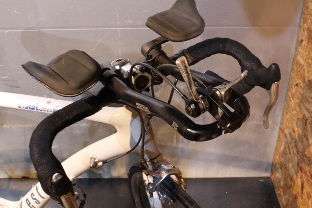 ひ*ぬ様 F16 訳有Kestrel 500 ケストレル 650cトライアスロン