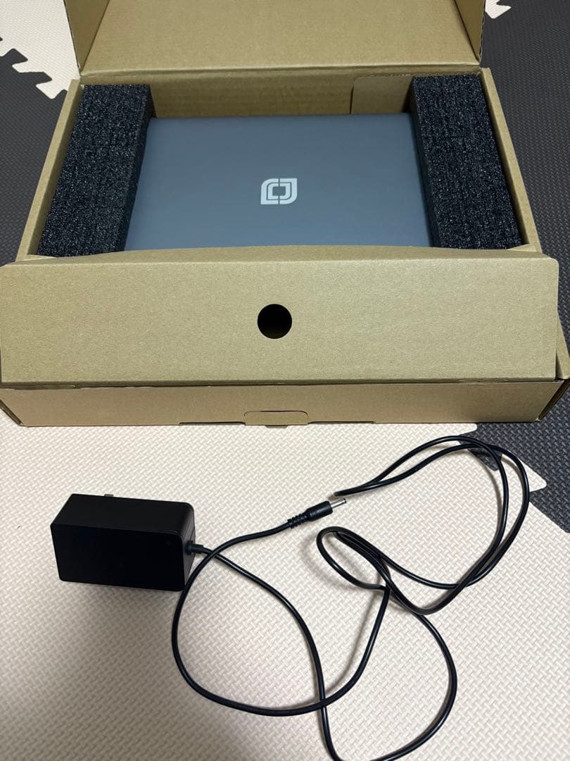 Jumper tech ノートパソコン