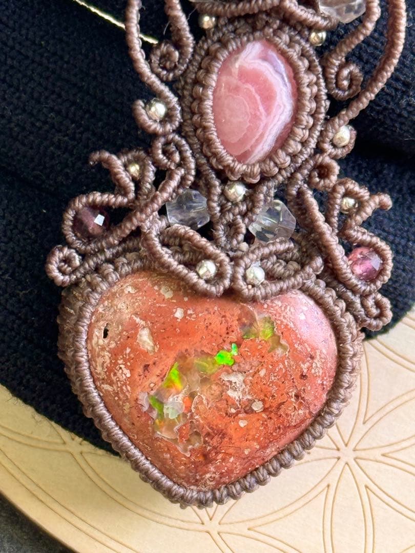 専用ぺージ♡カンテラオパール＆インカローズ＆インペリアルロードナイトのネックレス