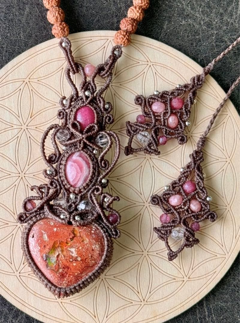 専用ぺージ♡カンテラオパール＆インカローズ＆インペリアルロードナイトのネックレス