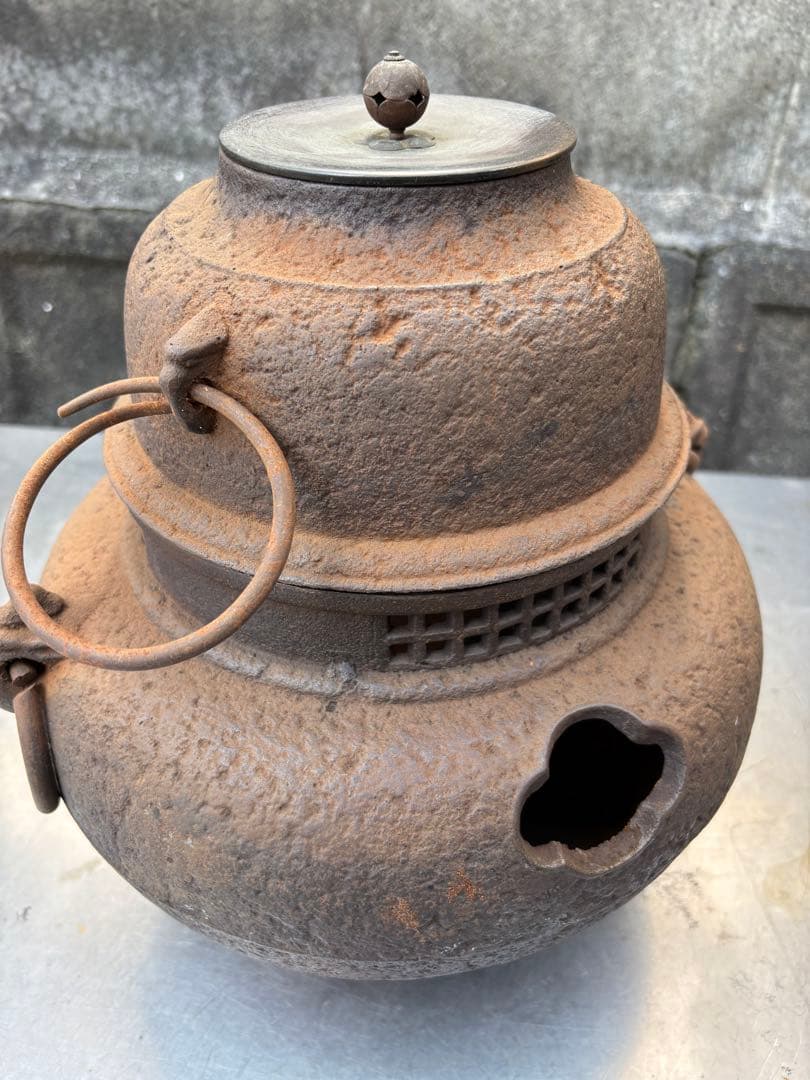 鉄製　茶釜　茶道具　レトロ　古道具　鉄瓶