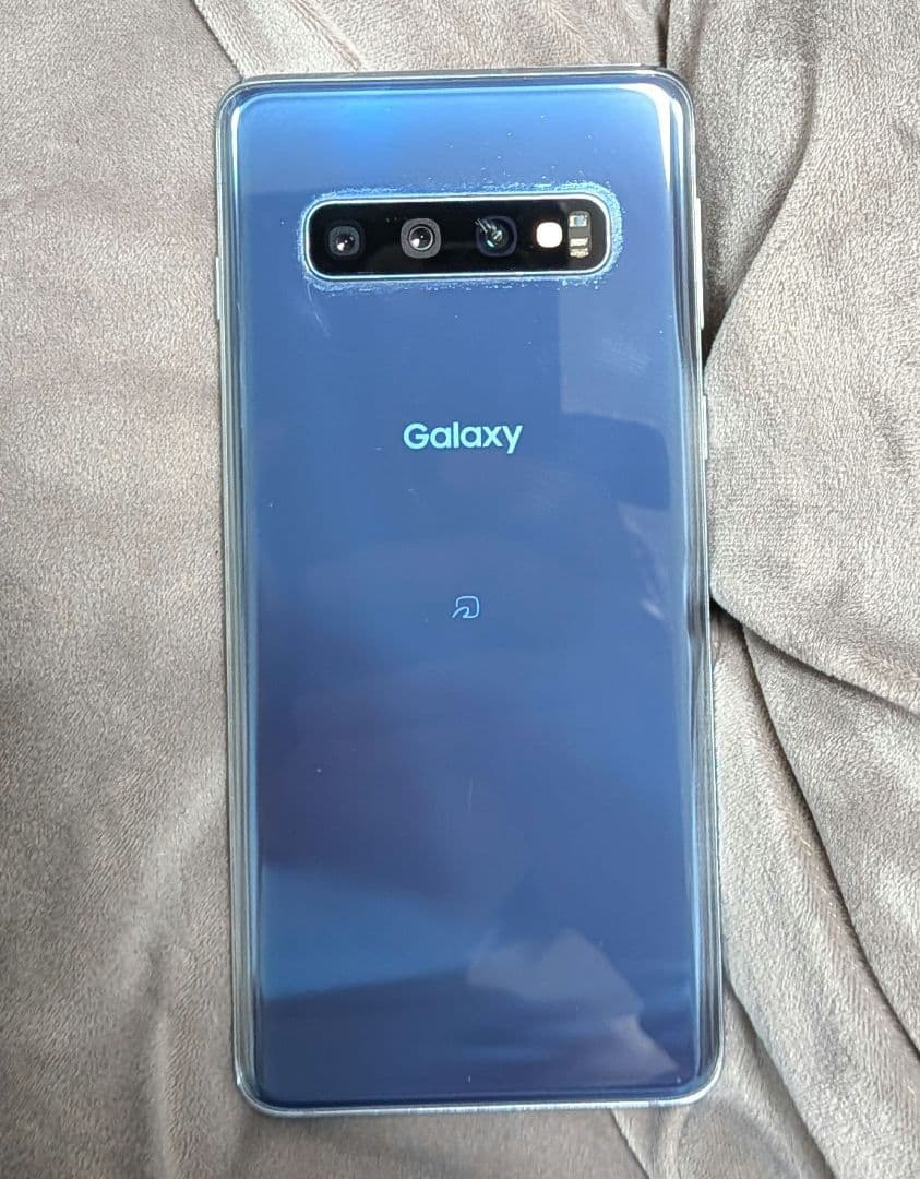 Galaxy S10 本体 ブルー　画面割れあり