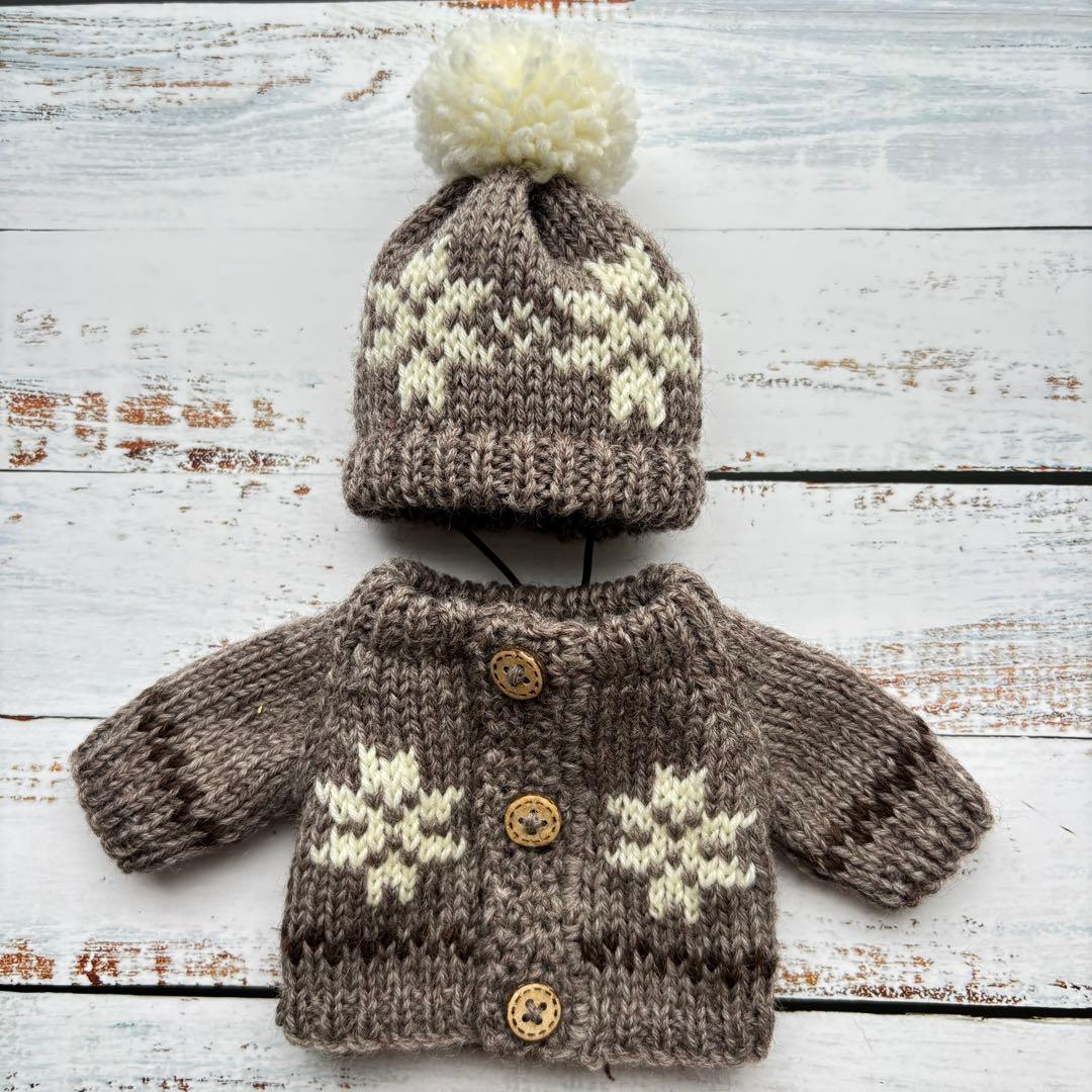 専用　雪模様いっぱい編み込んだセーターとニット帽＊グレージュ　雪模様赤のセット