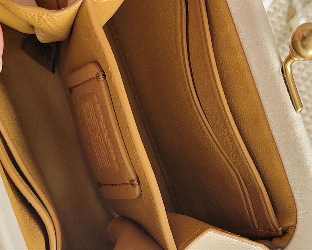 COACH コーチ がま口 ケース 小銭入れ 花柄 フローラル レザー