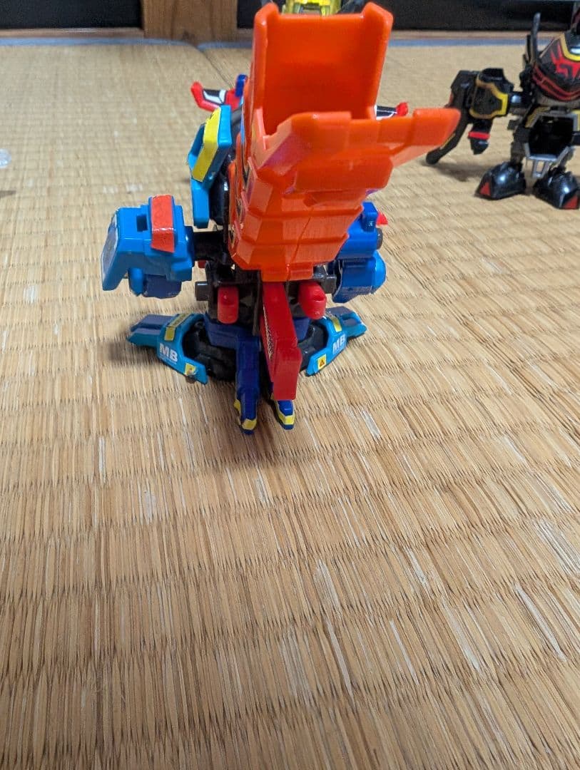 バトルビーダマン　 8体セット