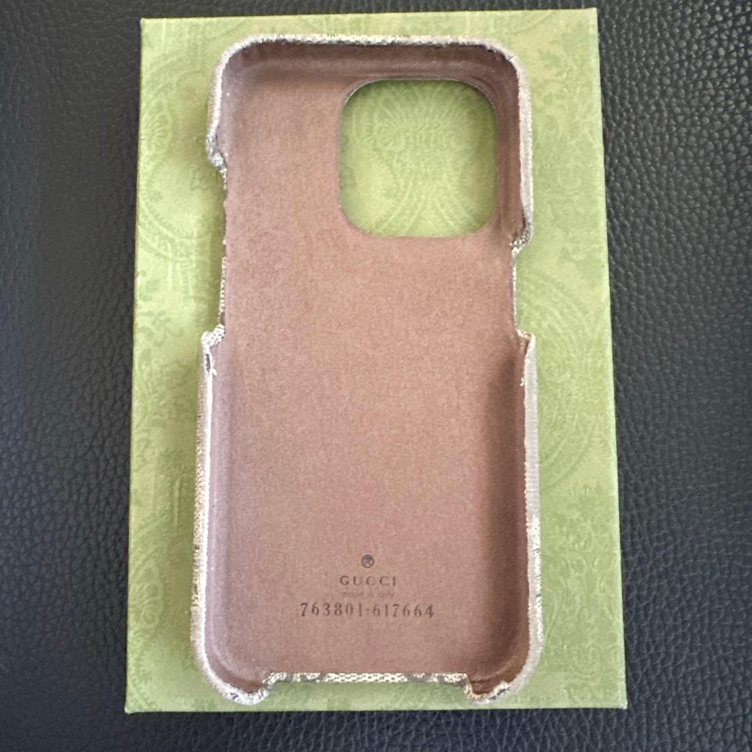 GUCCI グッチ　iPhone15proケース　GG スプリーム 付属品あり