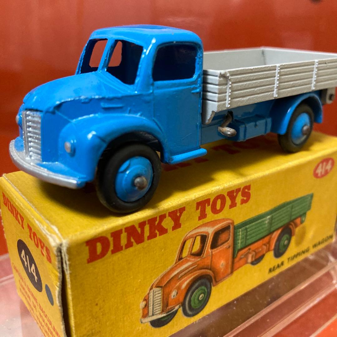 Dinky Toys 414 青いリアティッピングワゴン