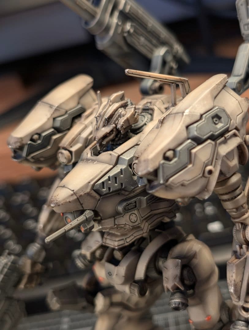 30MM アーマード・コア6 ナイトフォール　完成品　成形色ウェザリング仕上げ