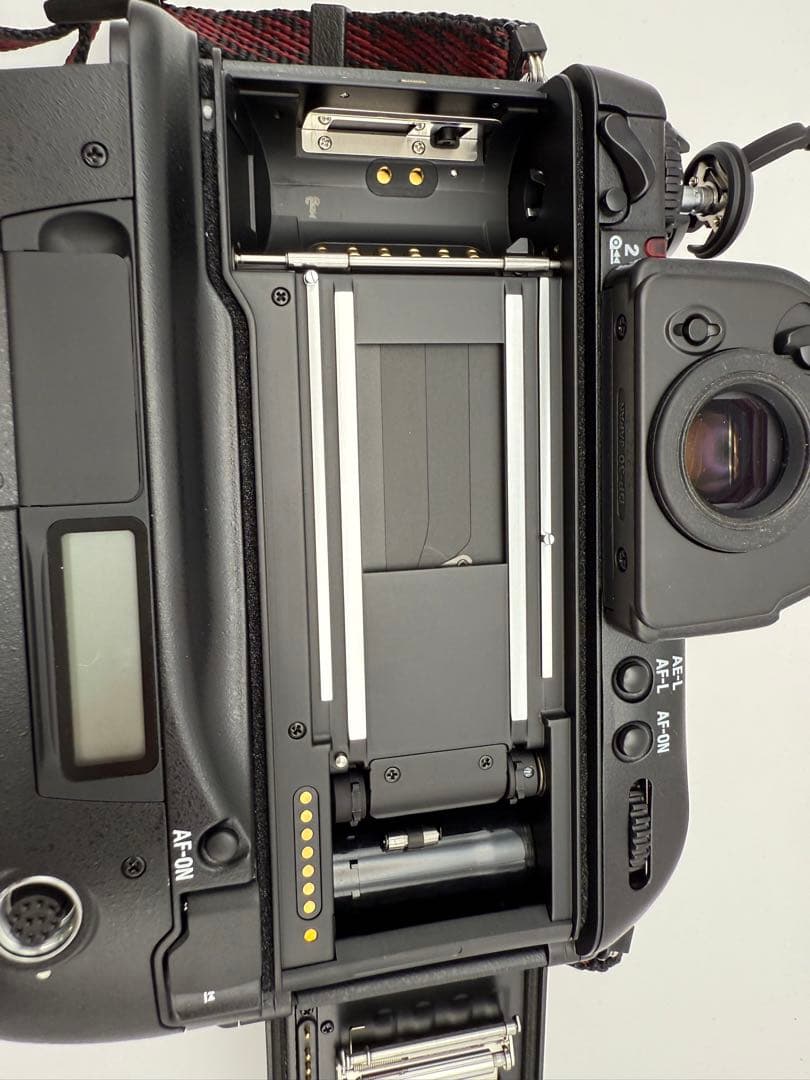 Nikon F5 一眼レフカメラ AF Nikkor 50mmレンズ付き