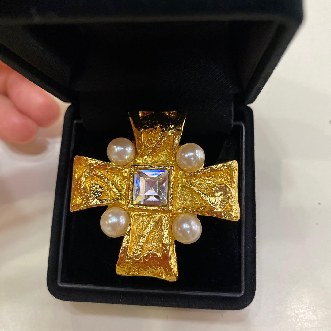 希少 ヴィンテージ クリスチャンラクロワ クリスタル　クロス　ブローチ