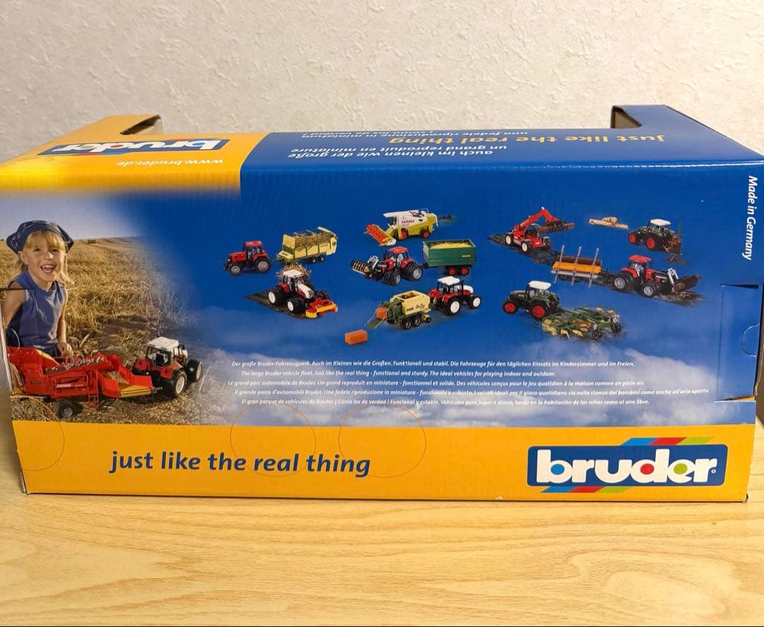 ミニカー BRUDER CATERPILLAR WHEEL LOADER 02441