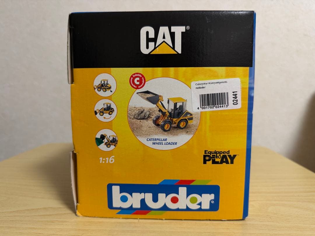 ミニカー BRUDER CATERPILLAR WHEEL LOADER 02441