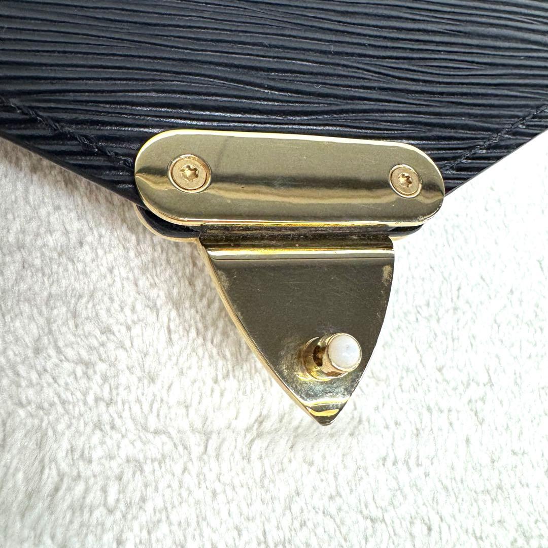 ルイヴィトン　LOUIS VUITTON ビジネスバッグ　エピ　コンセイエ