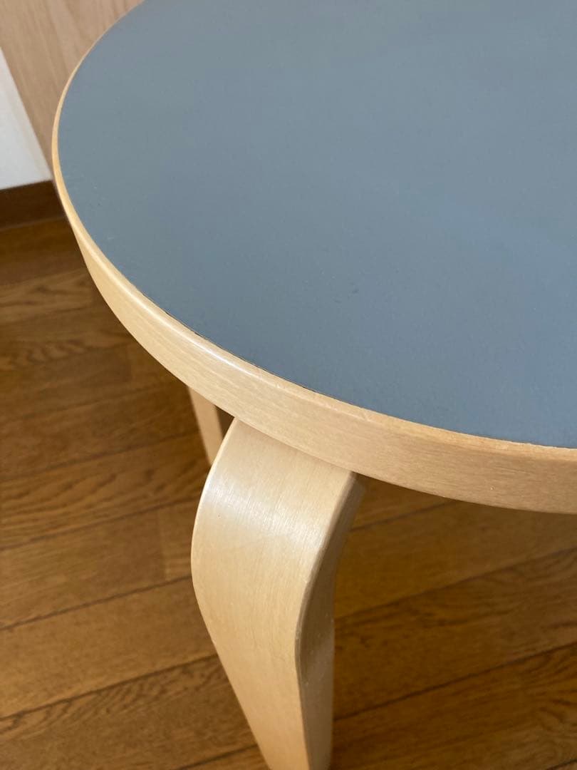 アルテックスツールリノリウムアッシュ４本脚