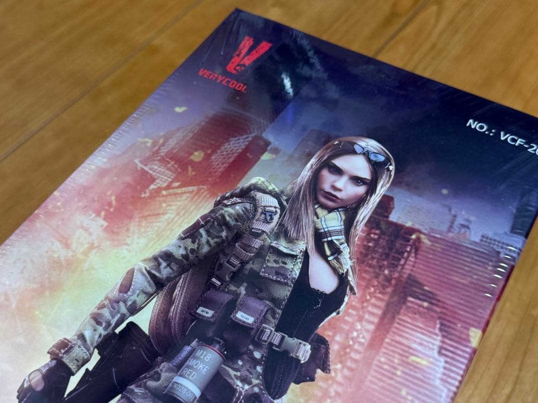 VERYCOOL 1/6 新品 未開封 Villa 女 兵士 迷彩 ミリタリー