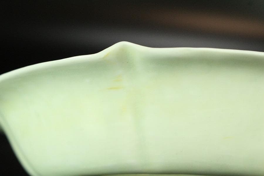 中国美術 白磁 刻草花紋 盤 φ16cm 影青(K-XA682)