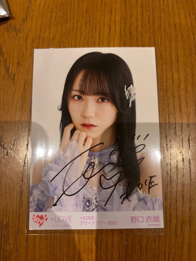 野口衣織 魔法少女衣装 ヨリ 直筆 裏面開封時よりインク汚れ有