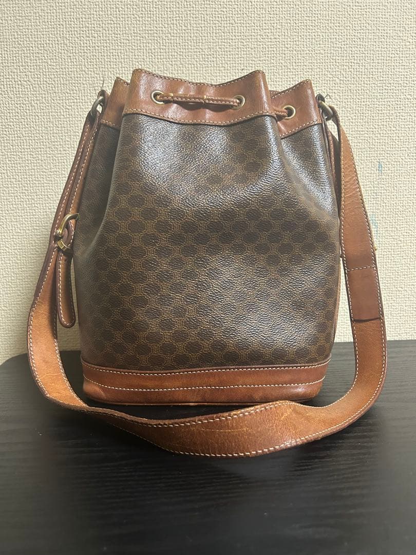 セリーヌ ショルダーバッグ