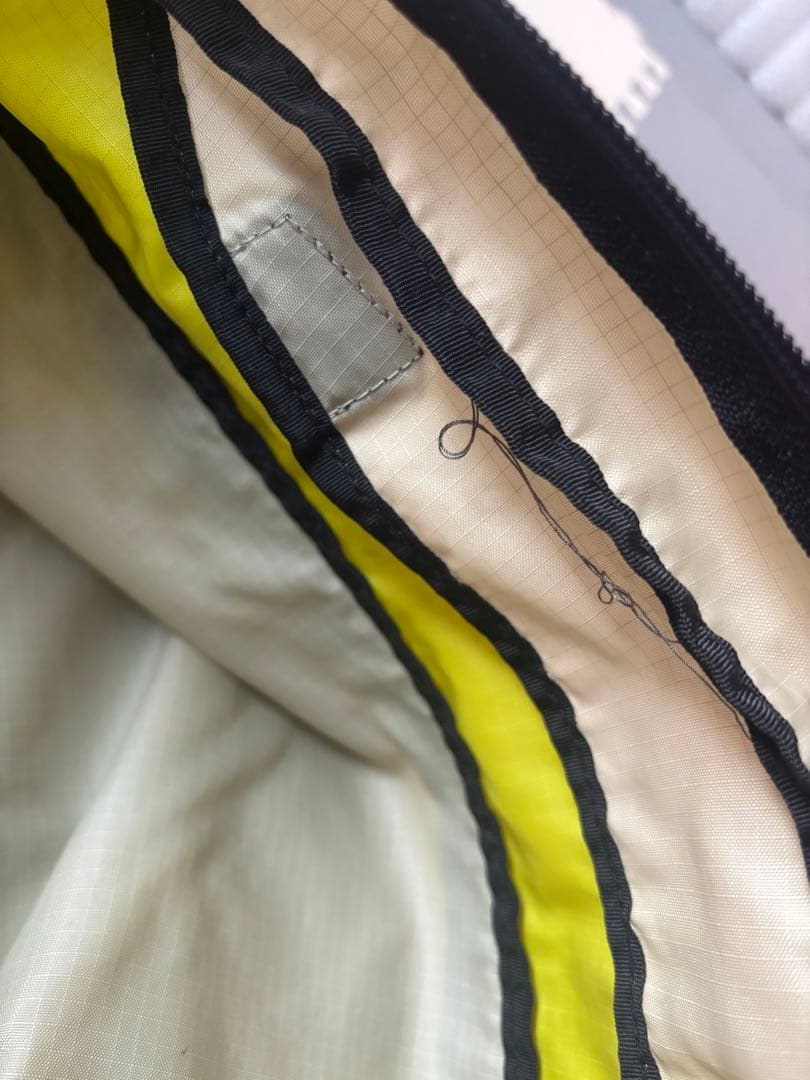 adidas ボストンバッグ　平成レトロ　当時　旅行　修学旅行　便利　紐付き