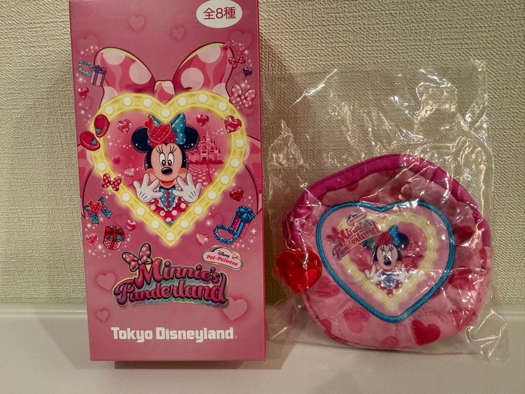 ミニーのファンダーランド ワッペンアクセサリー　コンプリートボックス