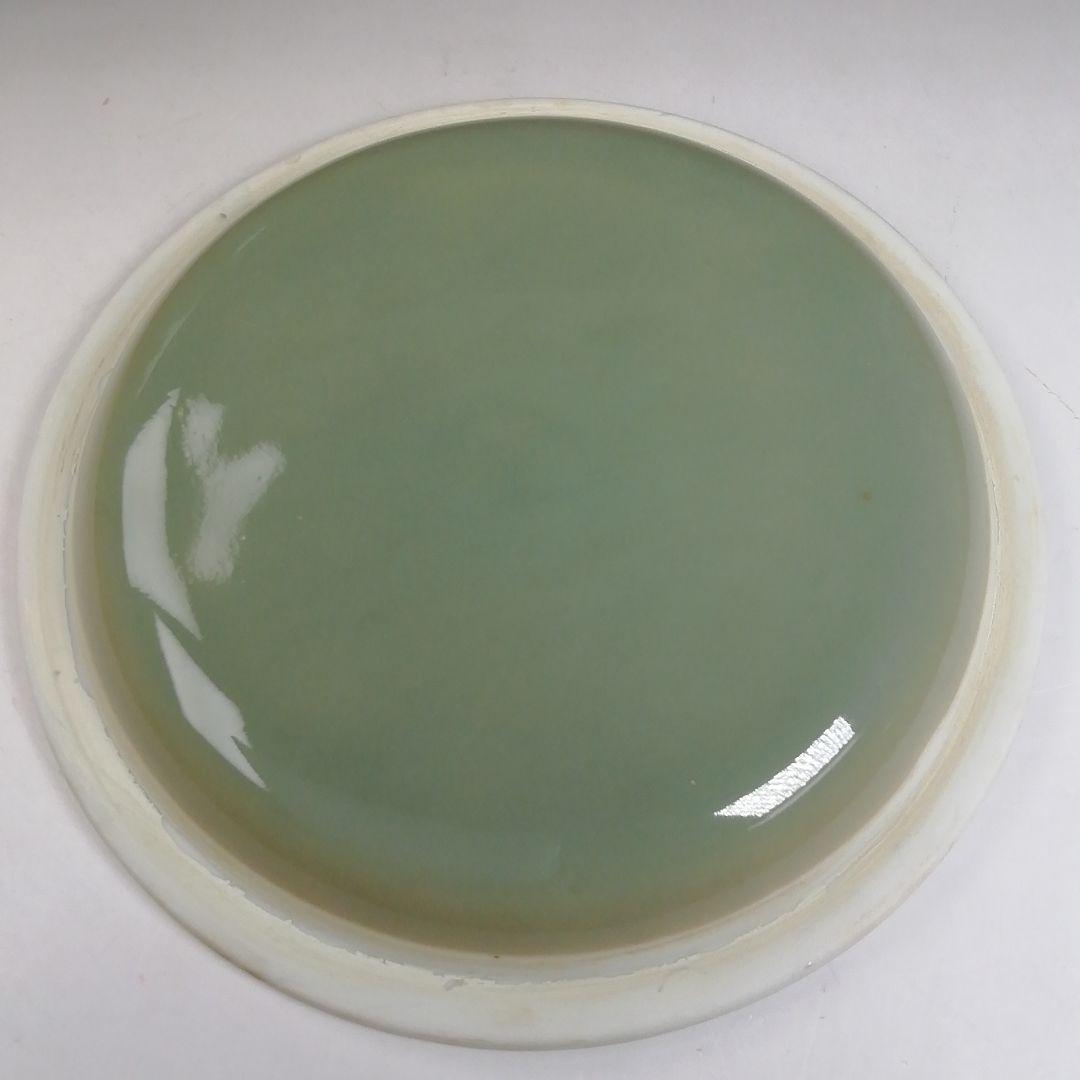 Ｗ７５　水指　『青磁　捻梅　水指』『梅峰 造』　共箱　茶道具