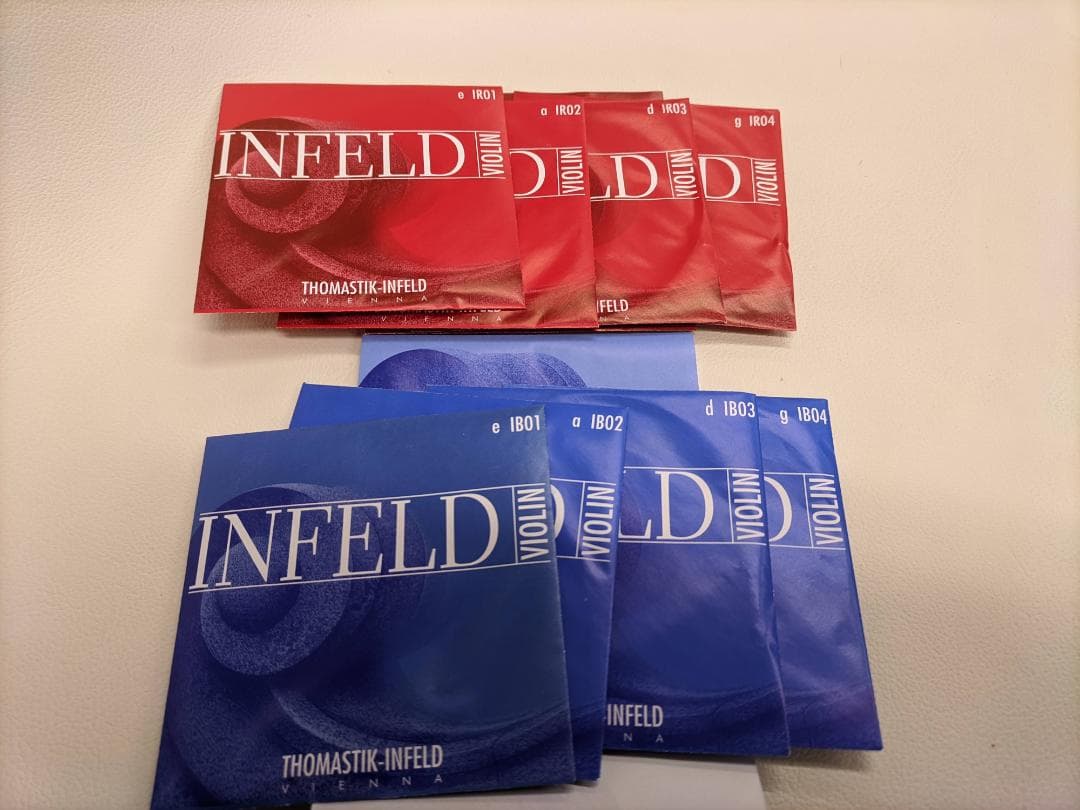 バイオリン弦　インフェルド　レッドとブルー　オーストリア製　新品