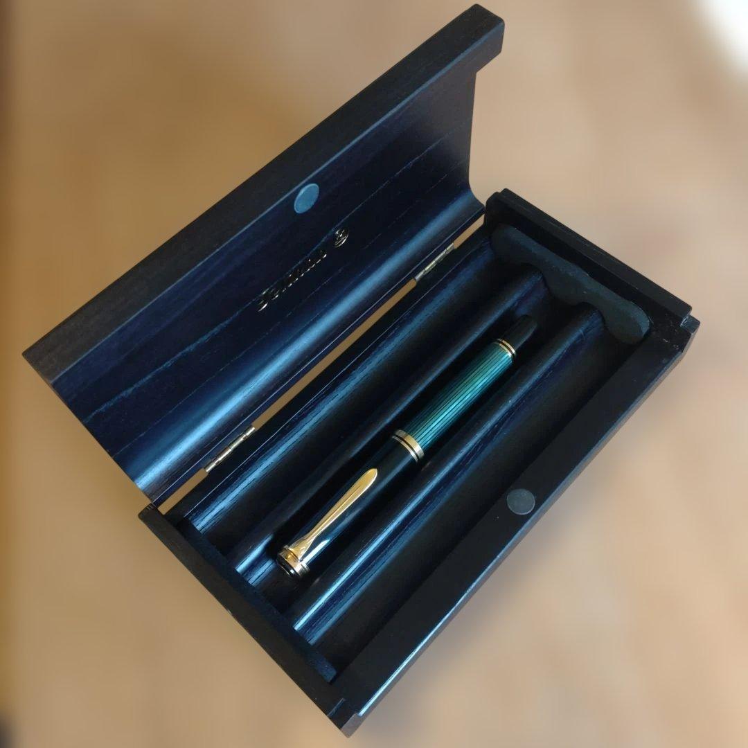 Pelican ペリカン ／ペン入れ（150年記念）＆万年筆