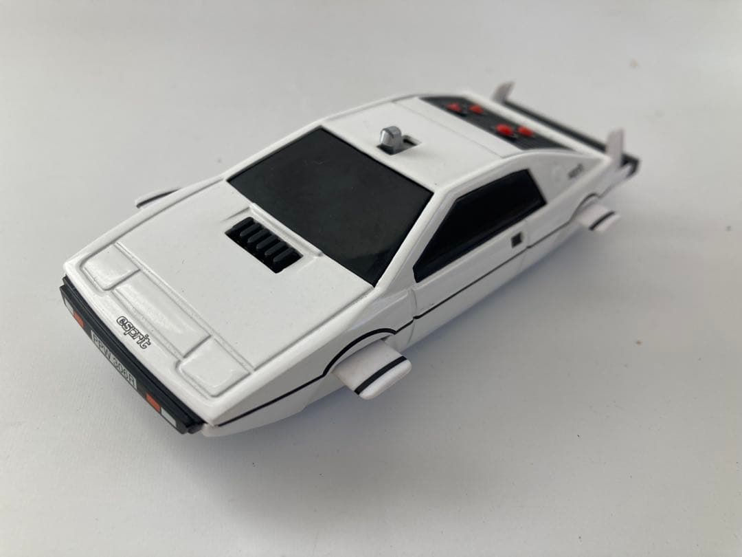 Corgi 007シリーズ ボンドカー 5種ビーグルセット！