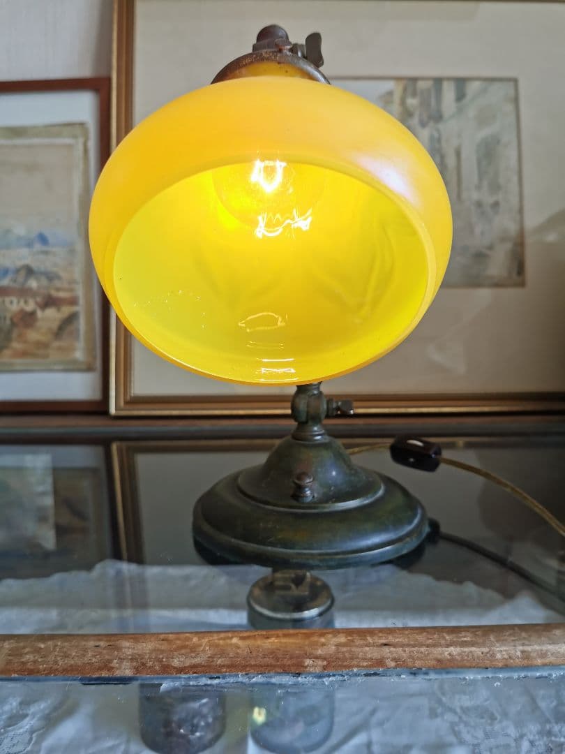 アンティーク 玉虫色イエロー&翠&乳白&桜 ファブリル系ガラス ランプスタンド