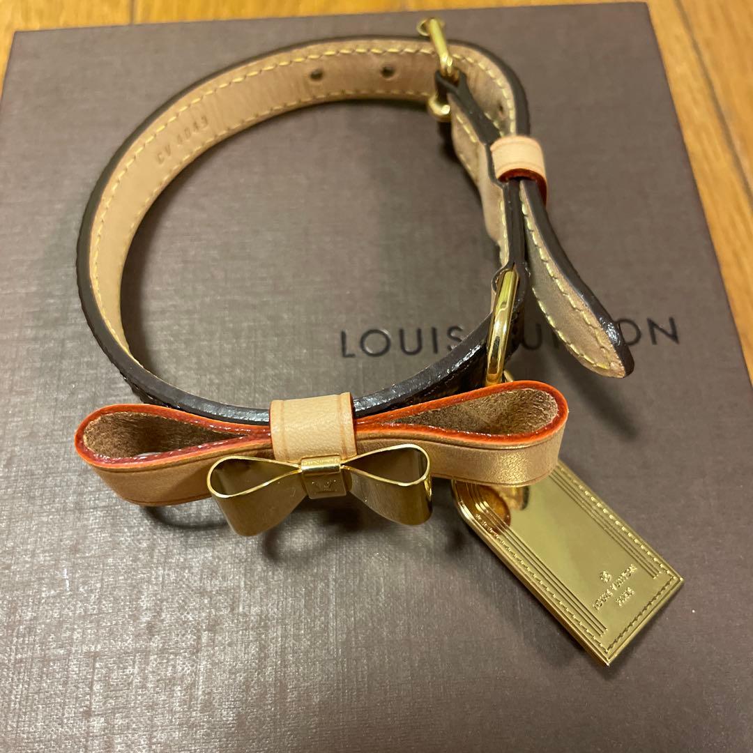 りこまるLOUIS VUITTON リボン付きレザー首輪