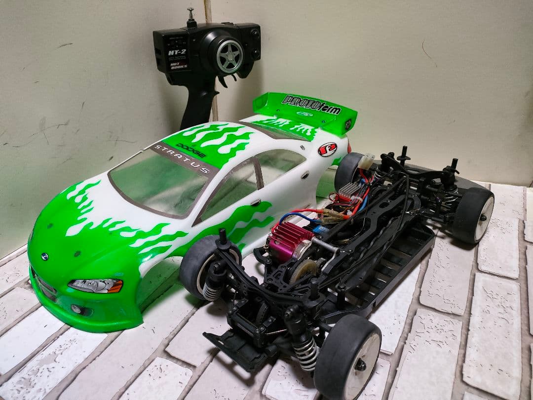 HOTBODIES　ベルトドライブ4WDシャーシ、ダッジボディAMユニットセット