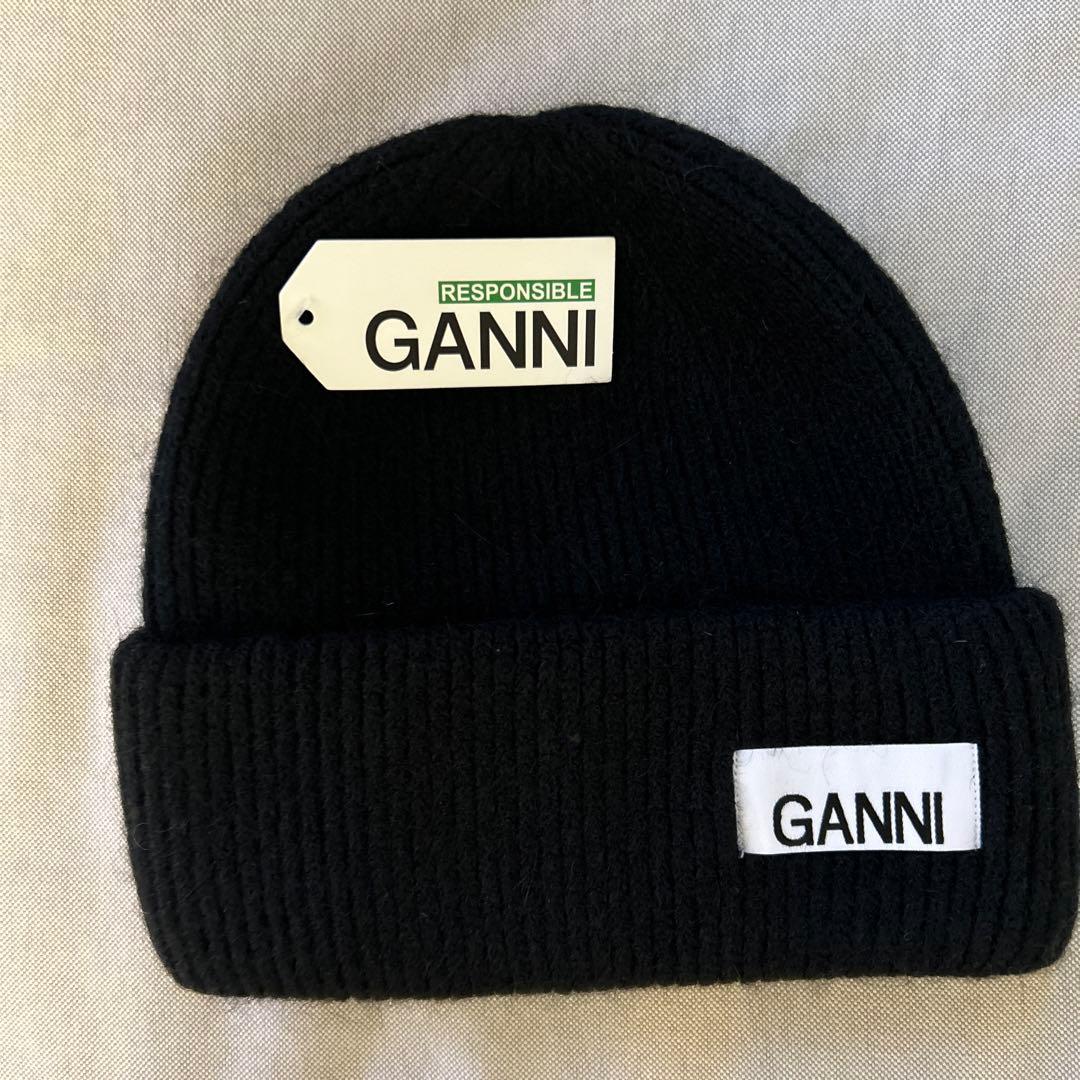 【新品未使用】GANNI ブラック　ニット帽　ビーニー