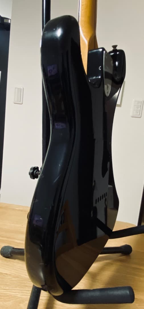 SQUIER JV シリアル　1983年