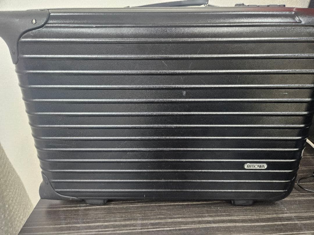 リモワ サルサ 85152 35リッター 2輪 BLACK廃盤品 キャリーケース