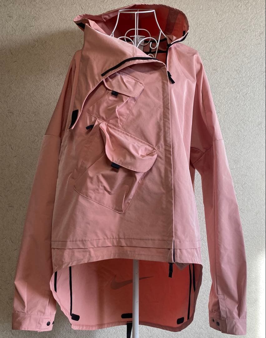 Ms　NIKE NIKELAB AAEナイキ　ウィンドブレイカー　サイズM