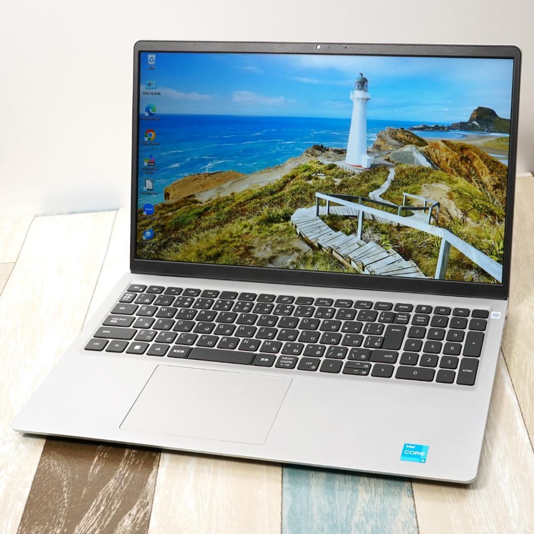 極美品の神速仕様✨１１世代コアｉ３に超高速ＳＳＤ＆大容量メモリ搭載✨フルＨＤ液晶