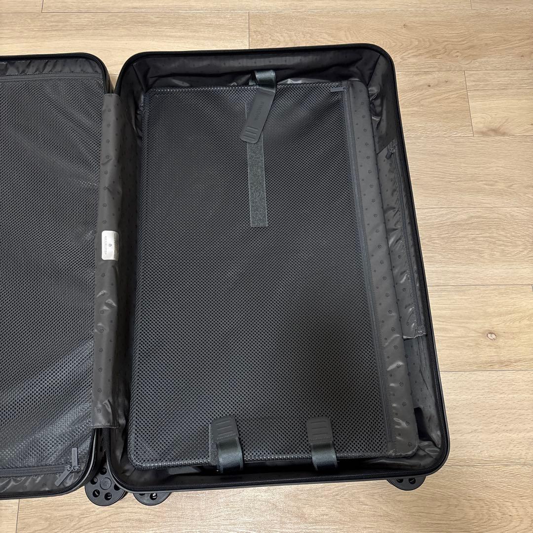 RIMOWA Essential チェックインL