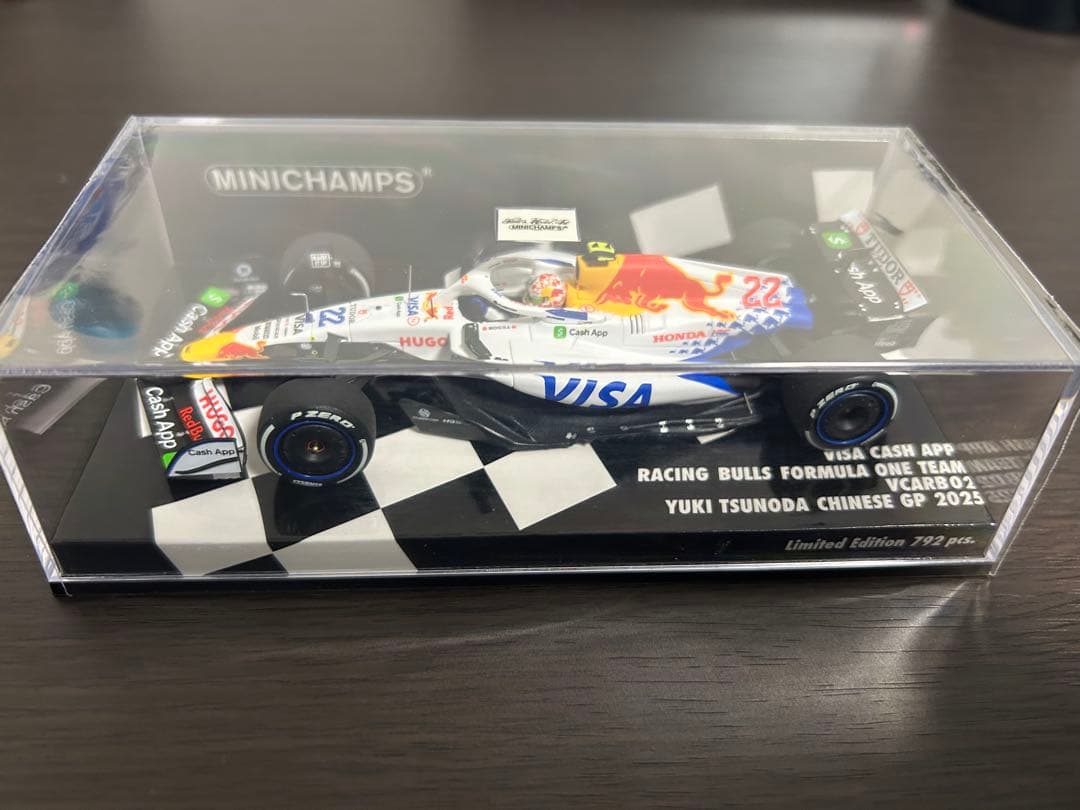 MINICHAMPS Yuki Tsunoda 2025 中国GP 限定792台