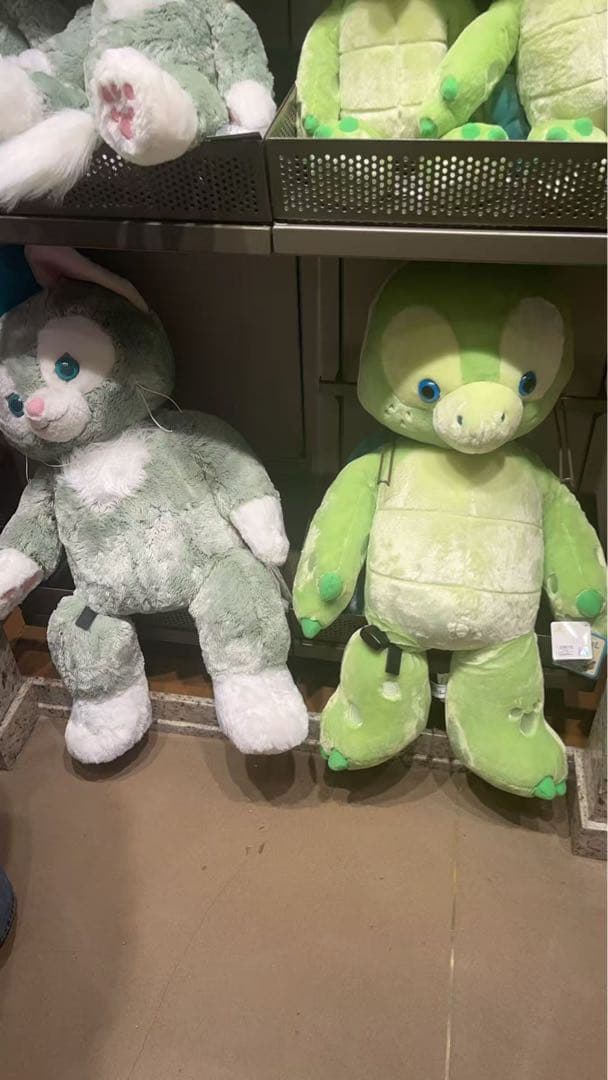 セール　上海ディズニー限定　ジェラトーニ　ぬいぐるみＬサイズ