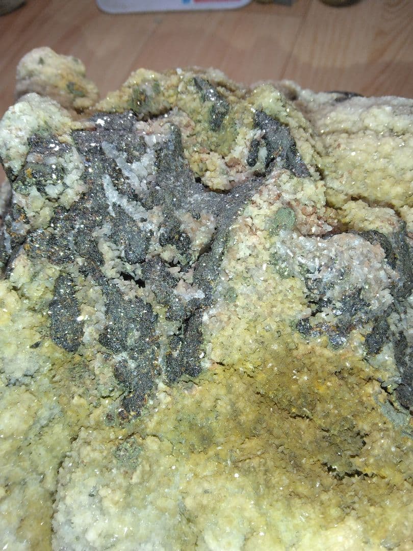 国産鉱物標本　亜鉛鉱？　大型標本