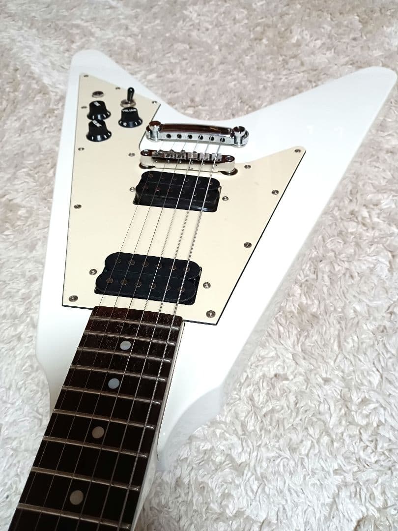 Photogenic　エレキギター　フライングVタイプ　フォトジェニック 変形