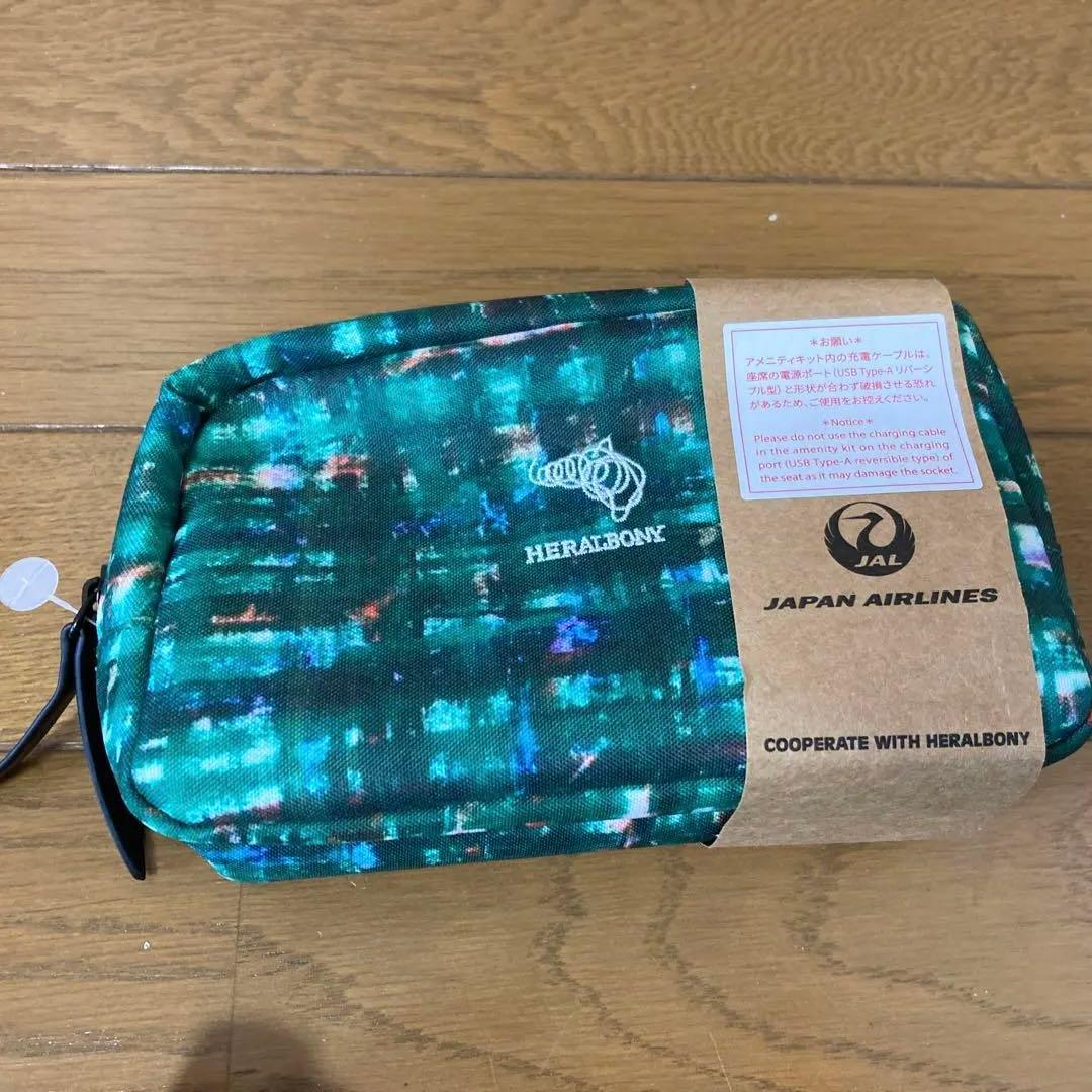 アメニティセットTherabody PORSCHE GLOBE TROTTER他