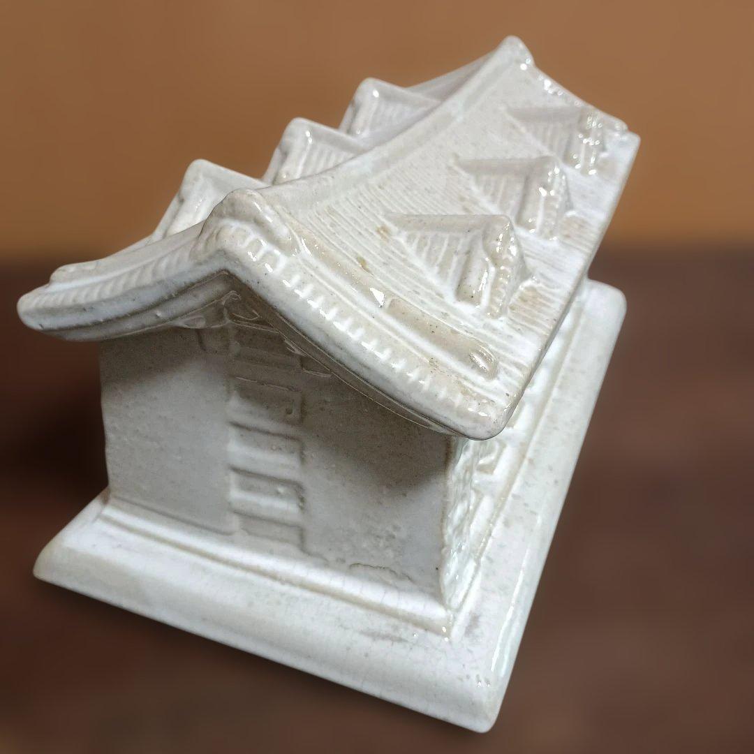 天理教教祖七十年祭記念 　昭和三十一年 　　陶器の建物模型