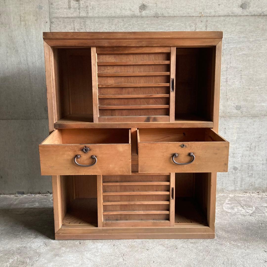 古い水屋箪笥 キャビネット 棚 台 引き戸 引き出し 木製 和風 家具 レトロ