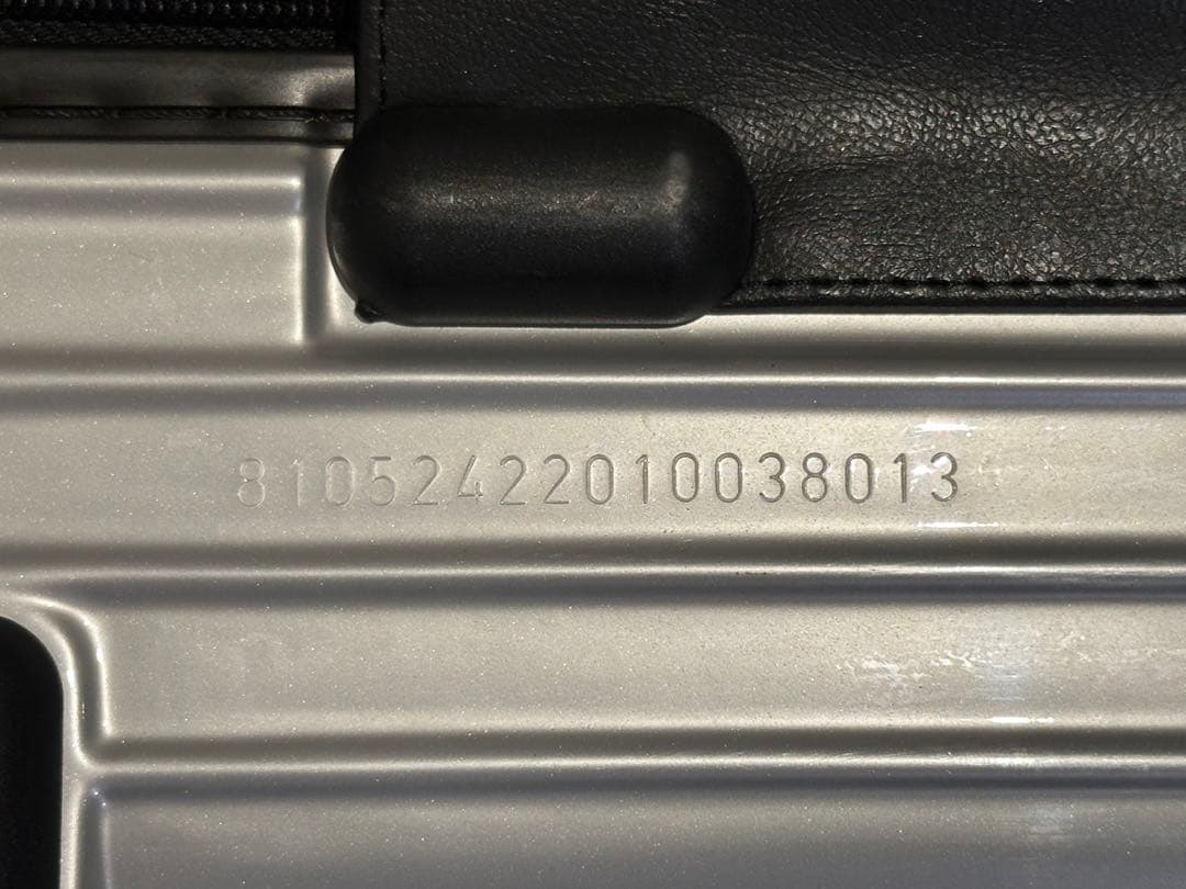 【良品】RIMOWAリモワ サルサ 32L 機内持ち込み可 2輪 ポリカ