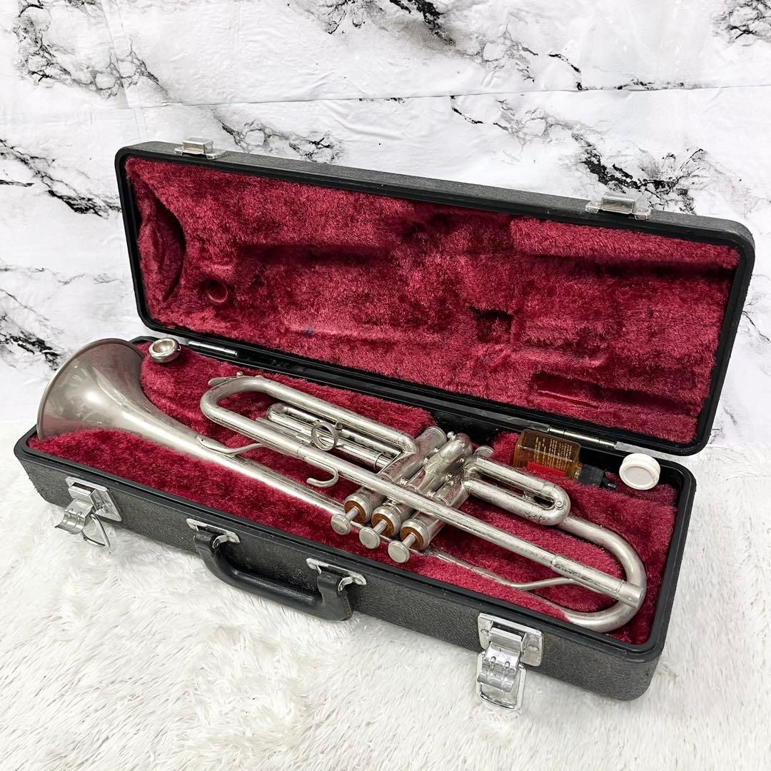 YAMAHA ヤマハ YTR1310トランペット/マウスピース　付き