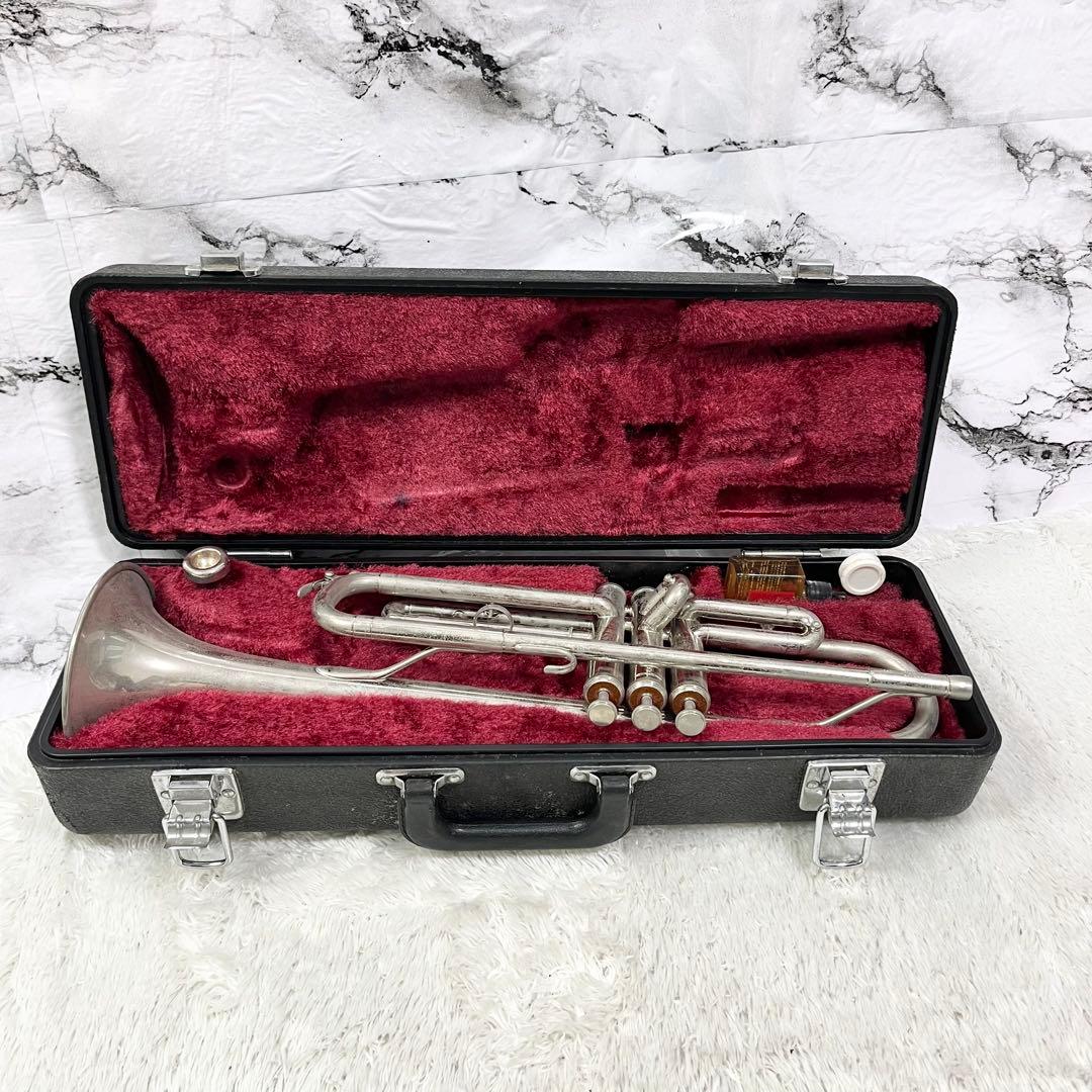 YAMAHA ヤマハ YTR1310トランペット/マウスピース　付き