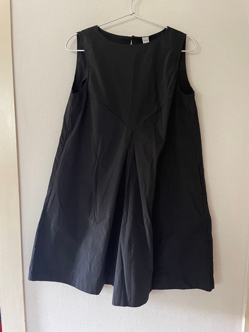 URBANRESEARCH　ラッシュガード　スイムオールインワン　未使用タグ付き