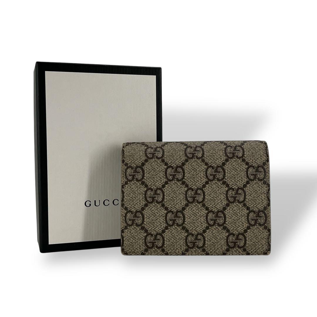 グッチ　GGスプリーム　二つ折り財布　コンパクト財布　ミニ財布　ベージュ　PVC