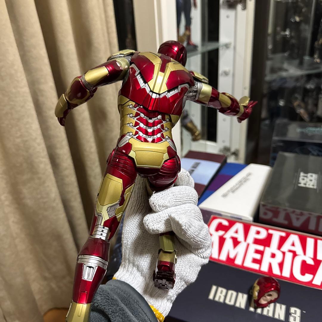 アイアンマン3 MARK XLII ホットトイズフィギュア